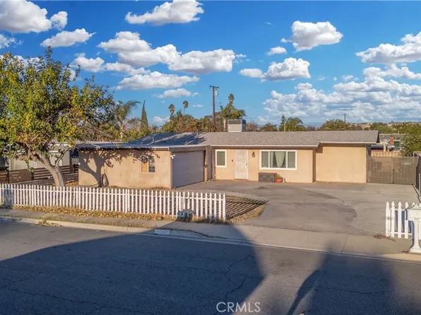 3253 Amhurst Dr, Riverside, CA 92503