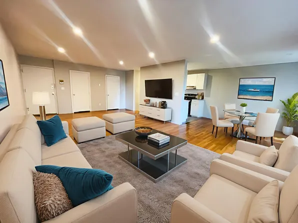 105 Alstead St #12, Quincy, MA 02171