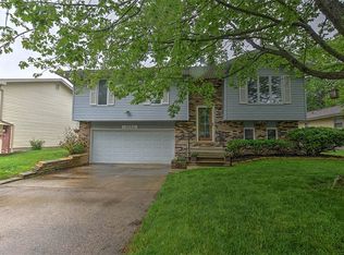 3593 N Dove Dr, Decatur, IL 62526