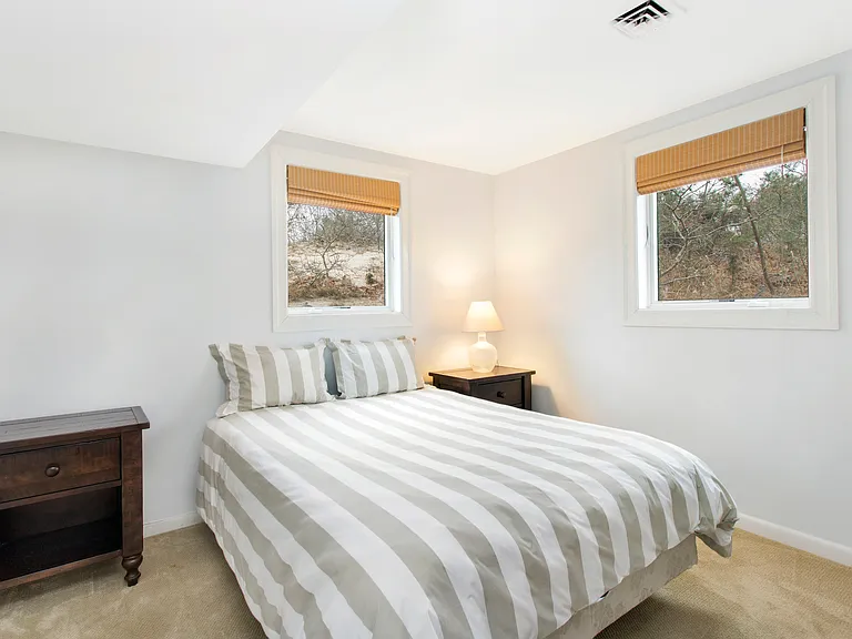 66 Jacqueline Dr — Photo 13