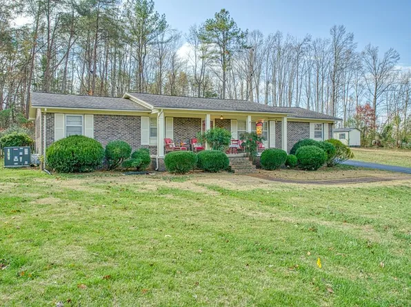 330 Petite Dr, Cookeville, TN 38501