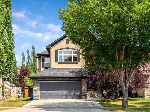391 W Banister Dr, Okotoks, AB T1S 1W2