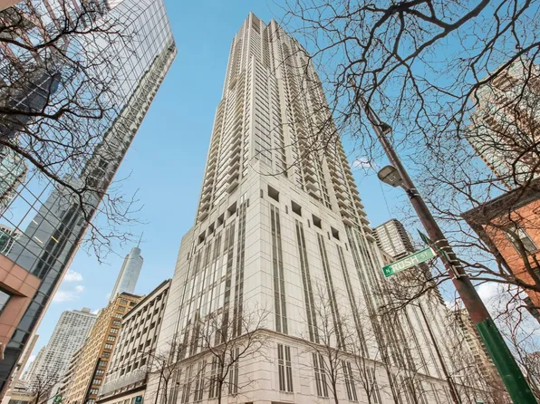 55 E Erie St APT 2901, Chicago, IL 60611