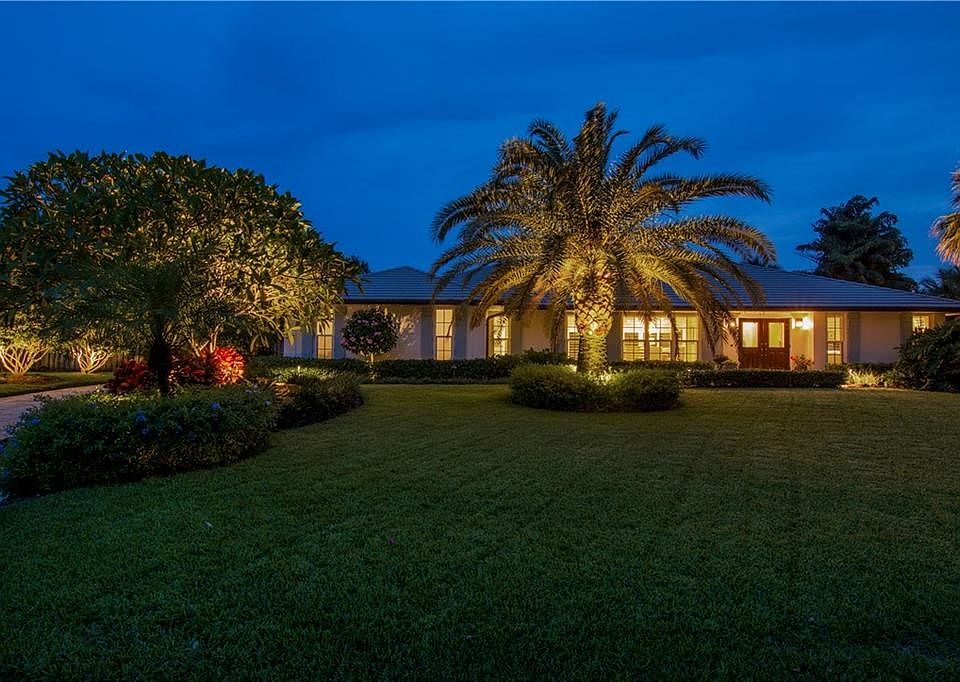 1st image of 4611 Pebble Bay S