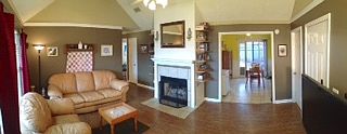 Living Rm/New Paint & Floors