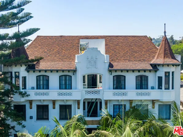 2041 N Vermont Ave, Los Angeles, CA 90027