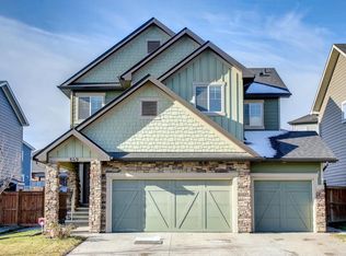 649 Marina Dr, Chestermere, AB T1X 0S3