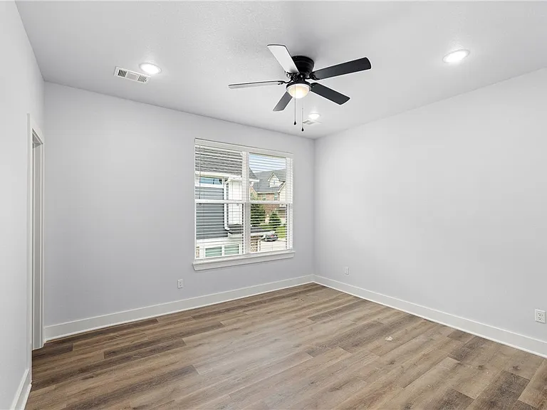 2142 Big River St — Photo 9