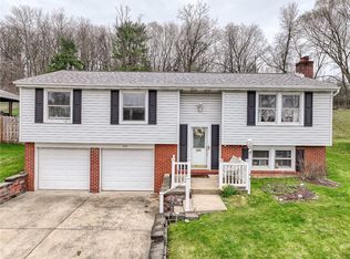 559 Catskill Dr, Pittsburgh, PA