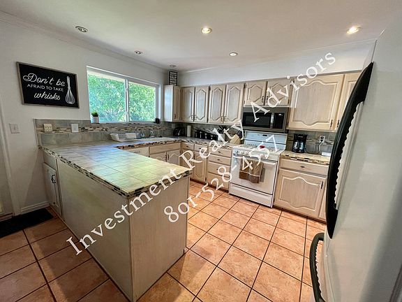 4th image of 2646 E Quail Hollow Dr