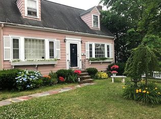 10 Melrose St, Melrose, MA 02176