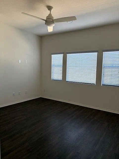 Diamond Rd, Victorville — Photo 4