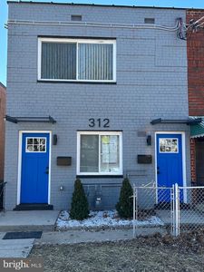 312 60th St NE, Washington, DC, 20019