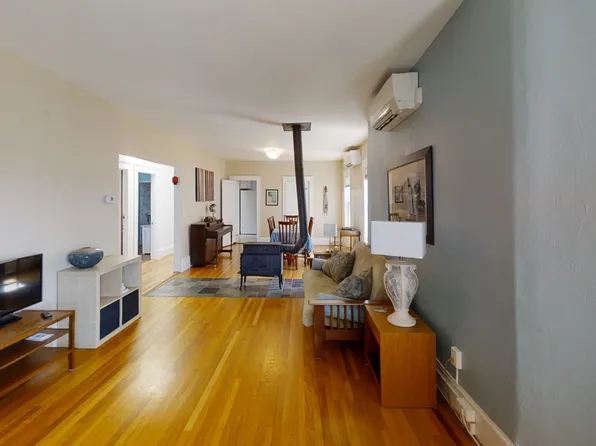 307 Tappan St #3, Brookline, MA 02445