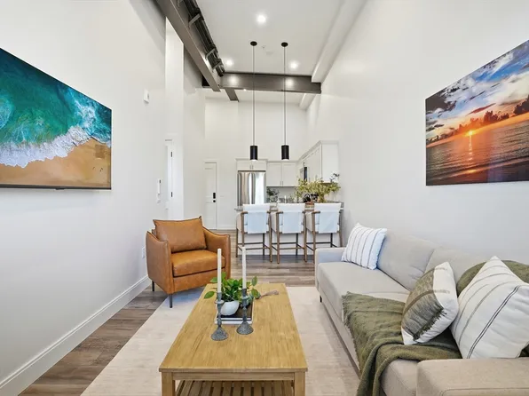 10 Water St #7, Plymouth, MA 02360