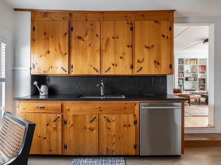 64 Carleton St #2 — Photo 14