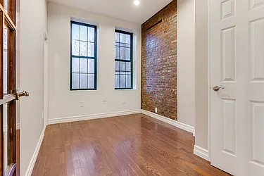 Rented by RES New York