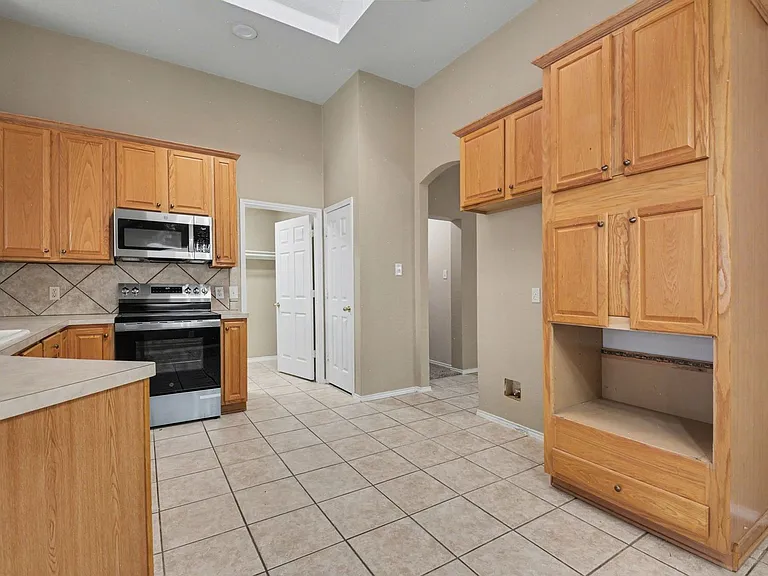 7108 Bryce Canyon Dr — Photo 11