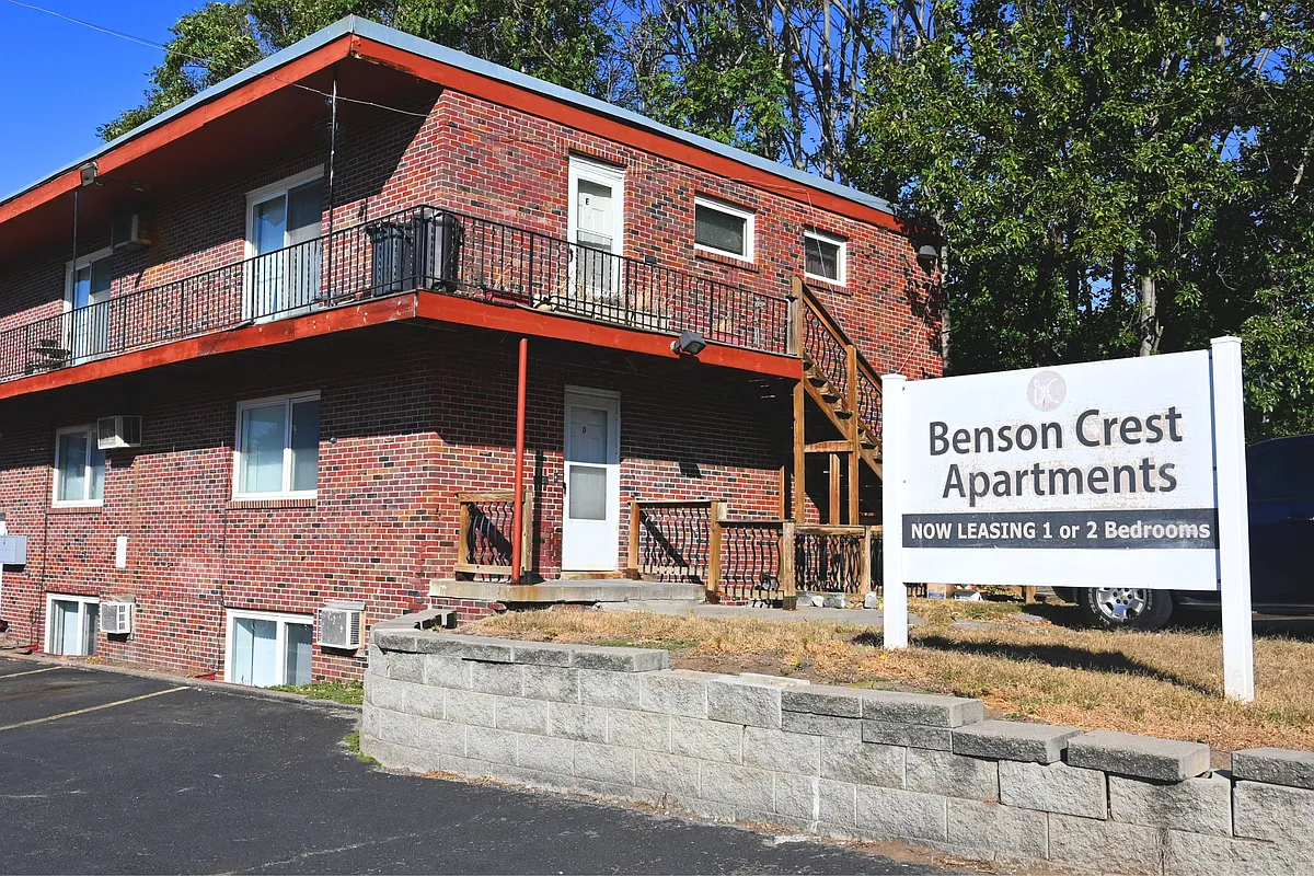 Exterior of Benson Crest Apartments. - Benson Crest Apartments