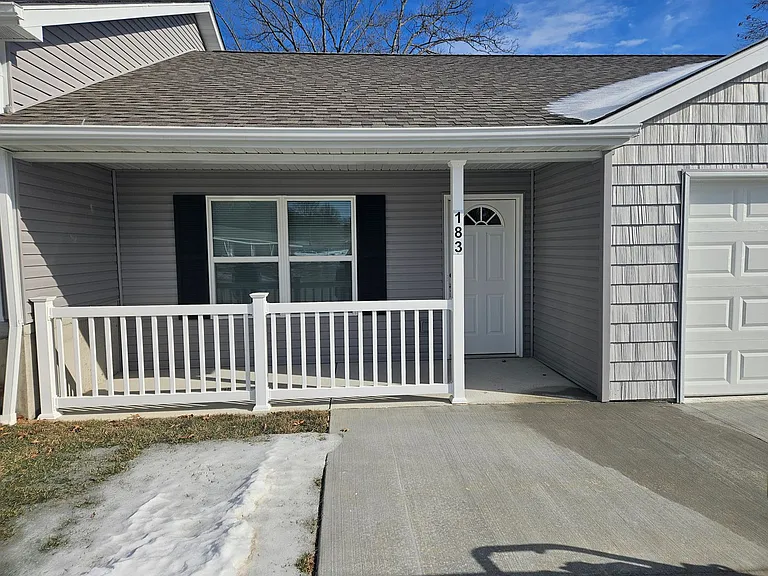 101 Goldfinch Dr — Photo 50