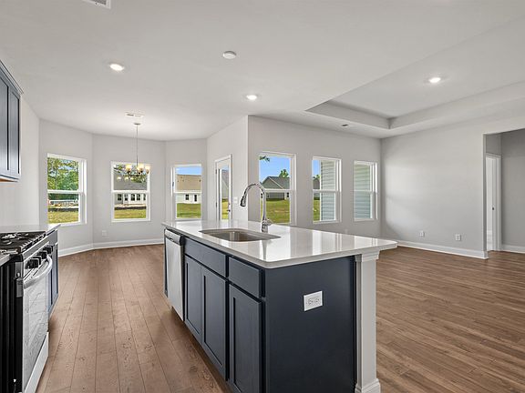 4th image of 2495 Campton Loop