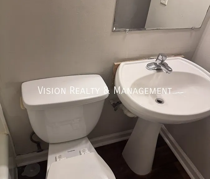 352 Rome St — Photo 24