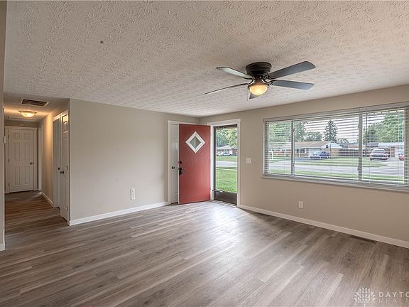 5th image of 908 Pool Ave