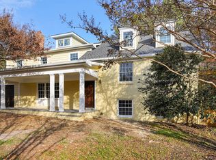 602 Oakley Pl, Alexandria, VA 22302