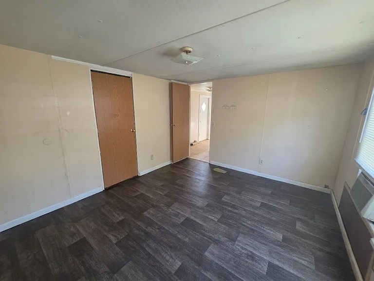 Swan Lake - Rent to Own — Photo 14