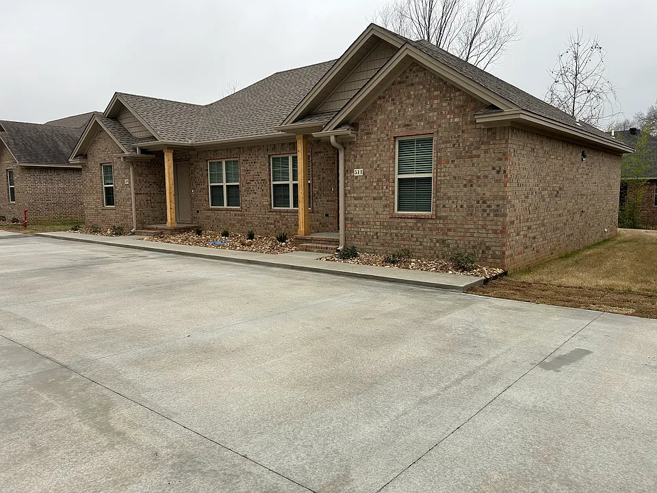 511 Central Ave #509