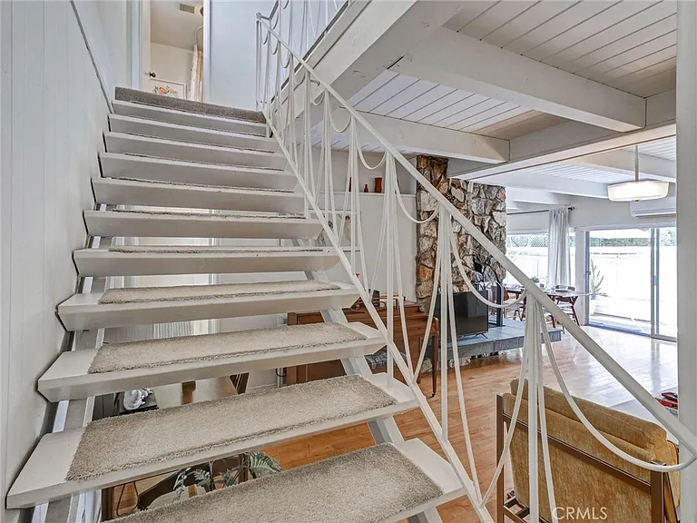 4268 Troost Ave — Photo 16