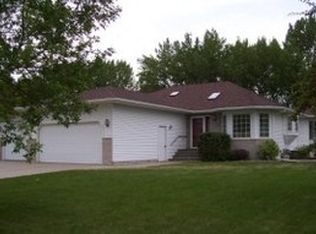 1304 Sunset Blvd, Hawley, MN 56549