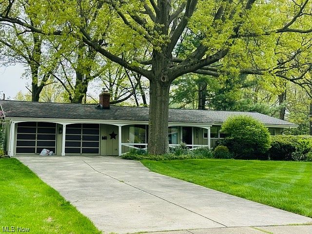 1st image of 535 Edinborough Dr