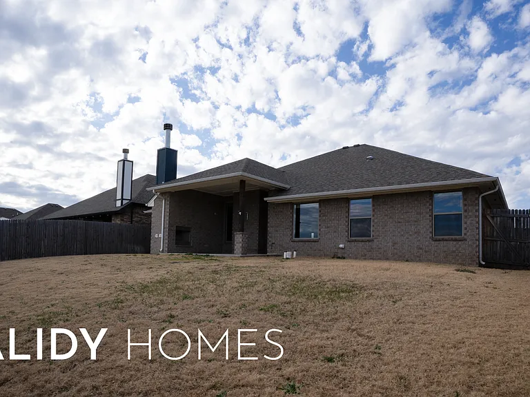 12500 Elba Dr — Photo 52