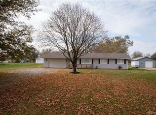 6890 N Alexander Dr, Piqua, OH 45356