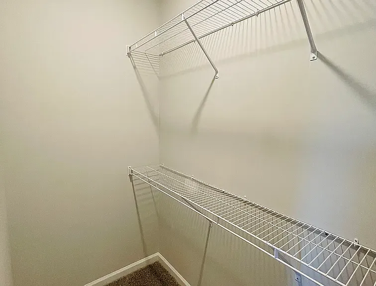 126 Lauren St — Photo 28