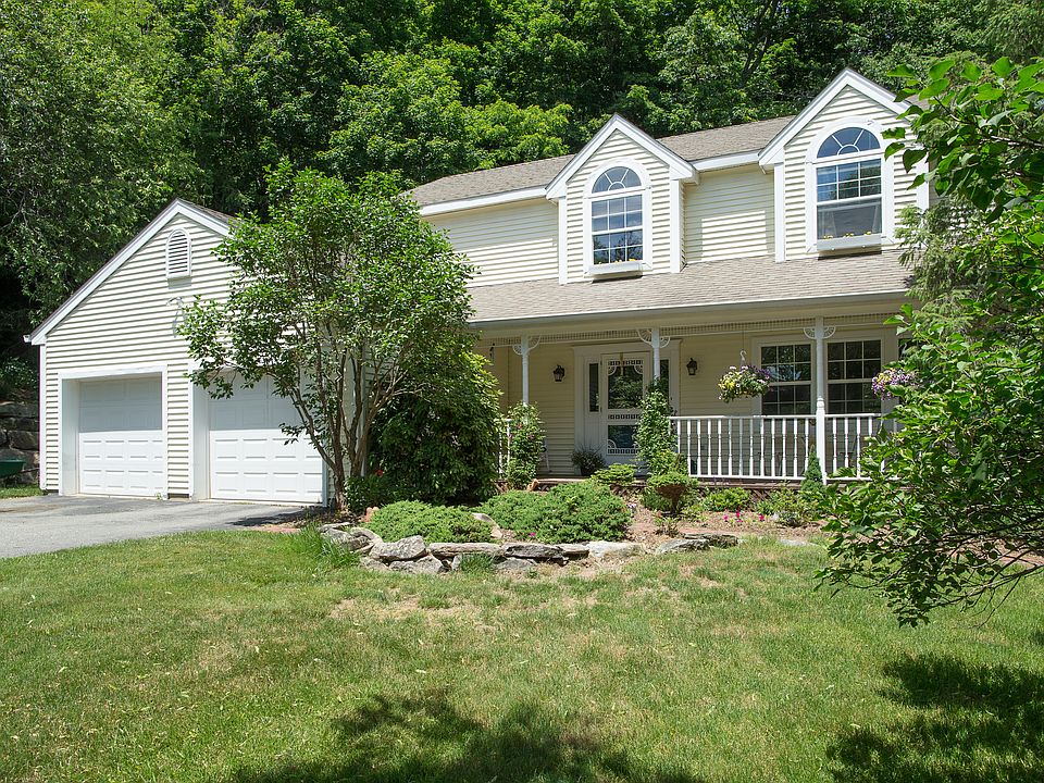 1st image of 9 Courtney Ln