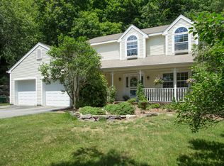 9 Courtney Ln, Brewster, NY 10509
