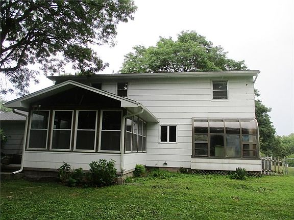 2nd image of 15 Waterford Way