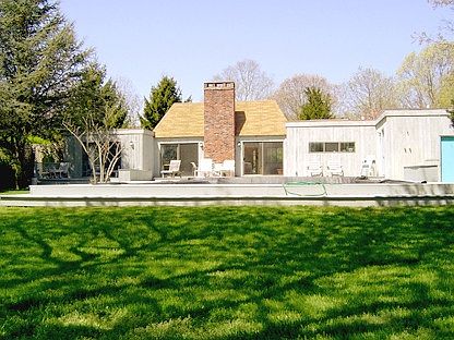 1st image of 26 Old Hedges Ln