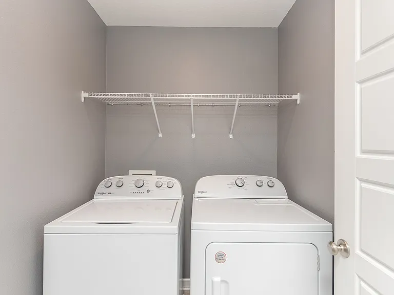 5720 Blackhorse Cir — Photo 25