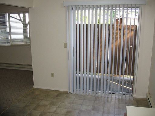 4th image of 10712 64th Ave E APT 2