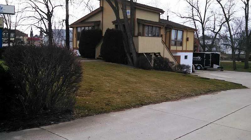 2nd image of 101 Defiance St