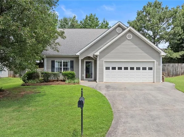 303 Apache Dr, Canton, GA 30115