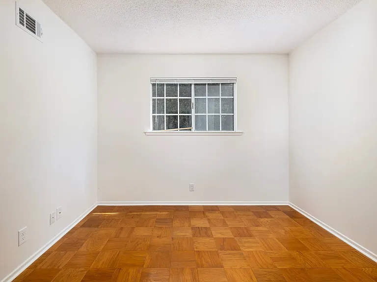 316 Cambridge Dr — Photo 14