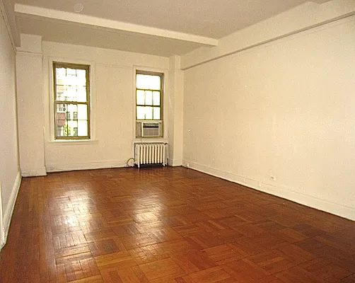 Rented by City Connections Realty | media 2