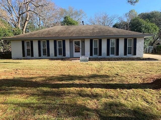 1st image of 3349 Sommerville Dr