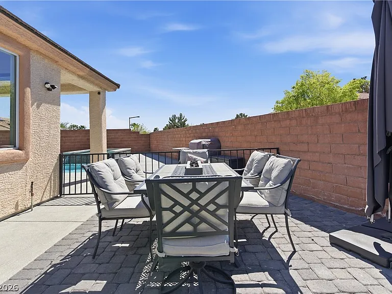 11063 Pegasus Dr — Photo 33