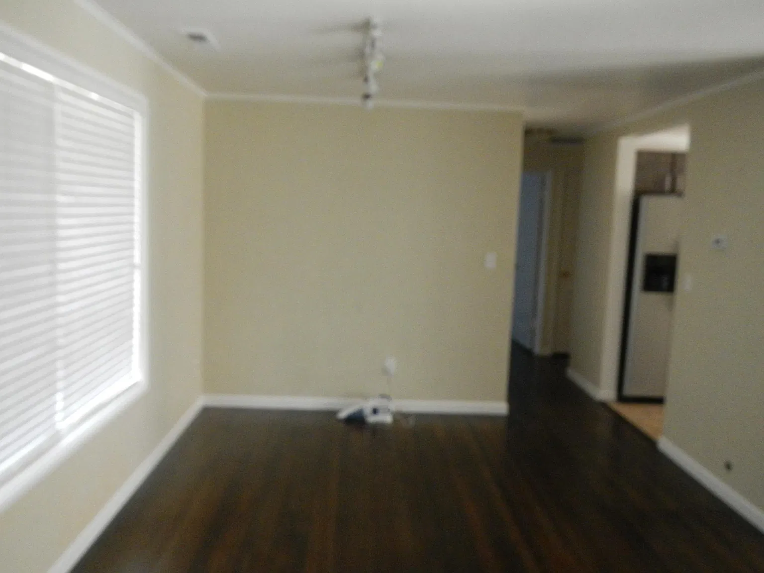 2 bed, 864 sqft, $2,495 — Photo 3