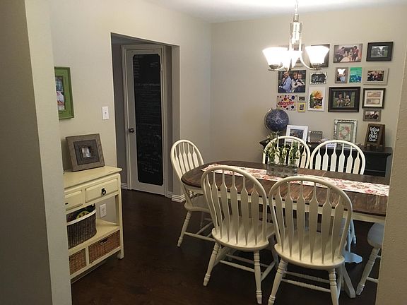 4th image of 15327 E Hutchinson Cir